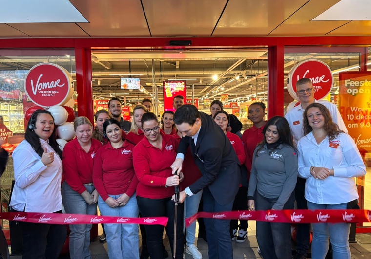 Vernieuwde Vomar Gibraltar in Zaandam geopend