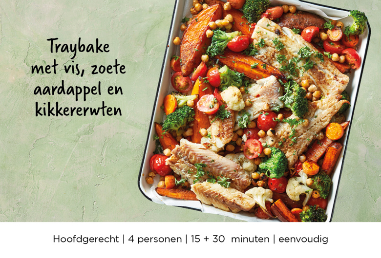 Traybake met vis, zoete aardappel en kikkererwten