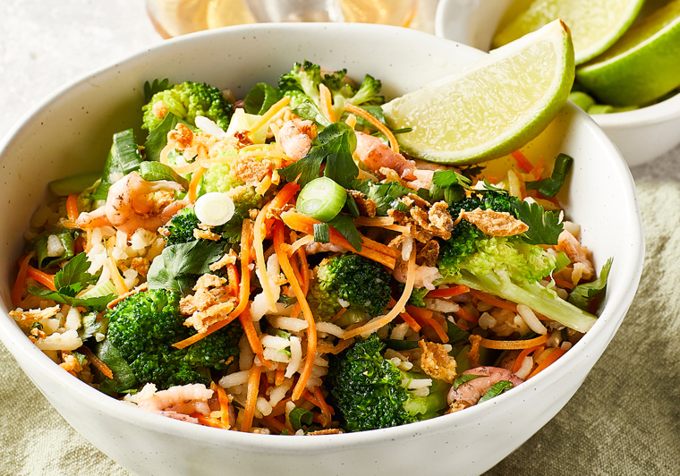 Oosterse rijstsalade