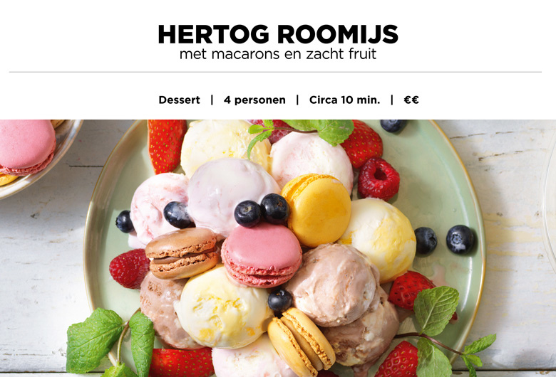 Roomijs met macarons en fruit